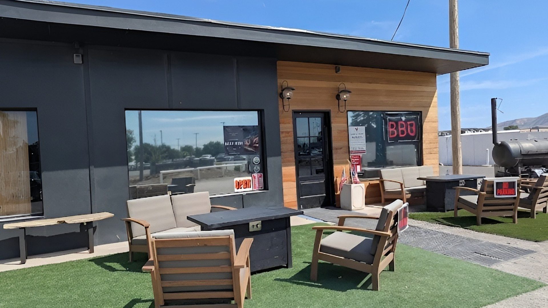 J. Brian’s Smokehouse – Tremonton Location
