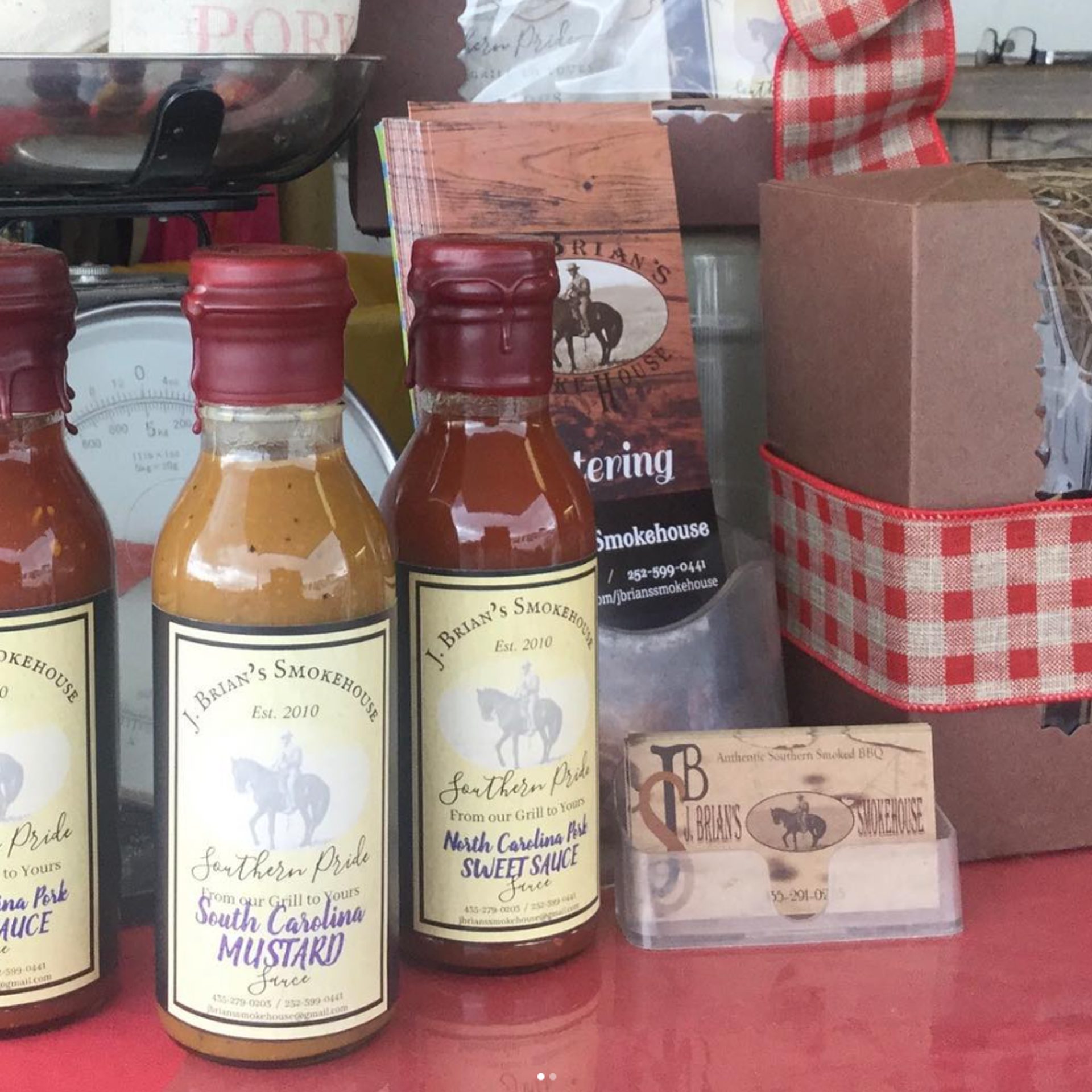 House-made sauces and rubs, shipped anywhere