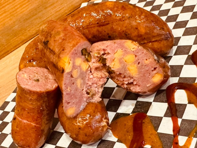 Jalapeño Cheddar Smoked Sausage.